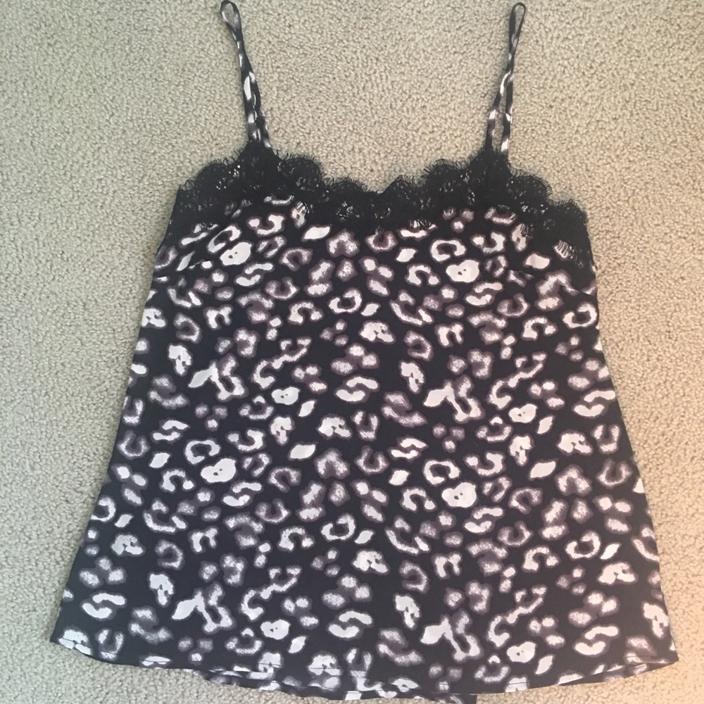 MAURICES Sz Small animal print tank top